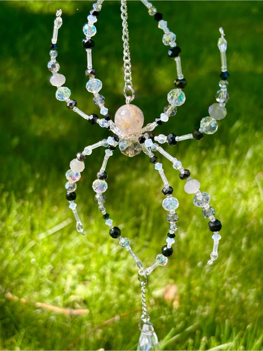 Crystal beaded spider suncatcher. - Picture 12 of 16